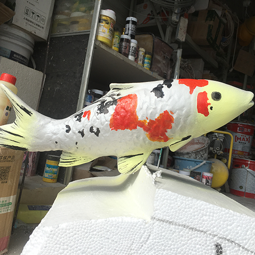 魚(yú)莊玻璃鋼雕塑裝飾品制作